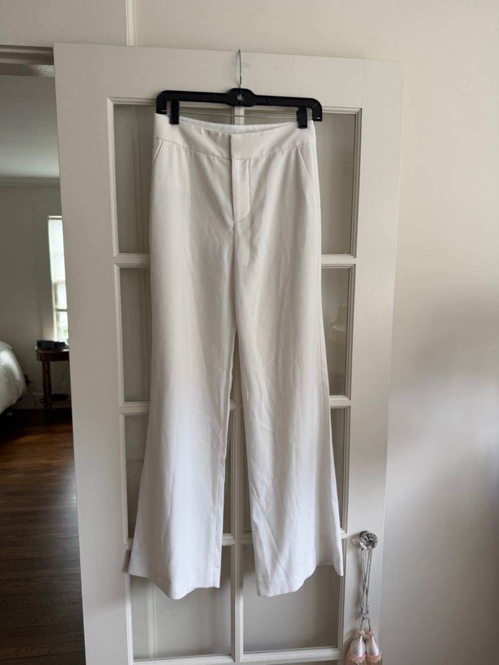 Alice + Olivia White Tailored Trousers